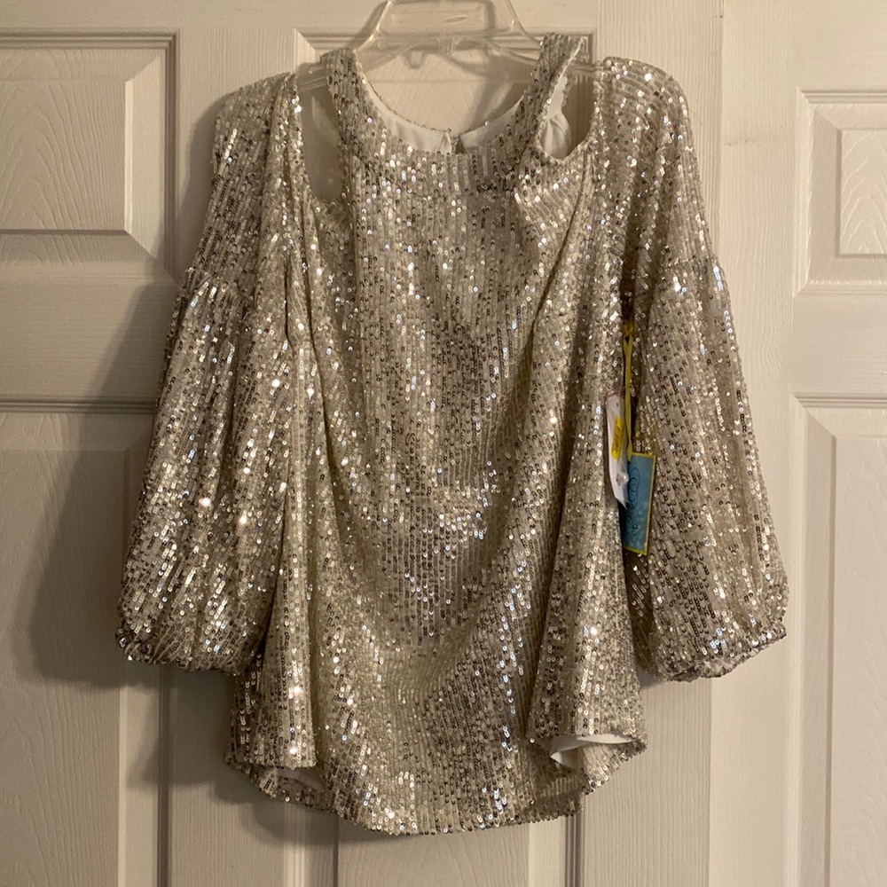 Cece cold shoulder sequin top